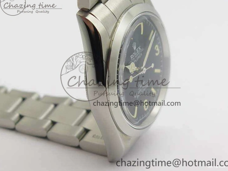 Aaa replica Dial Vintage Black Markers SS 3545 Cartier On Practical Ref.1016 A23J Cream Bracelet Explorer 1103